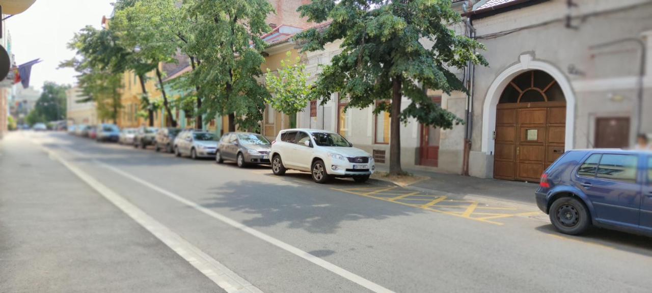 Hysteria Central Flat Oradea Exterior foto